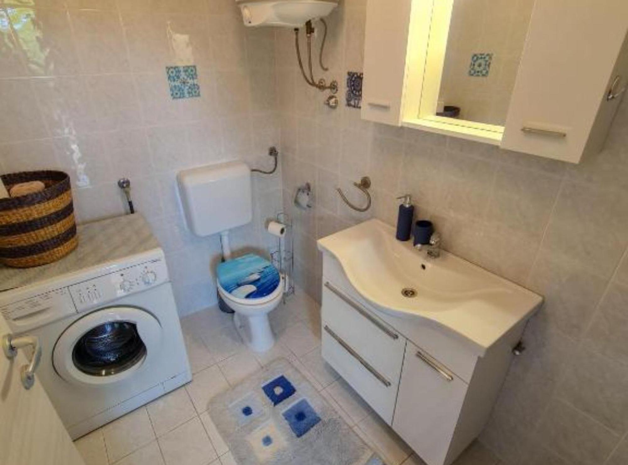 Apartman Marko 2 Novi Vinodolski Bagian luar foto